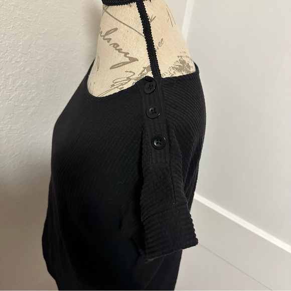 Madewell Seersucker Button-Shoulder Top - Picture 6 of 10